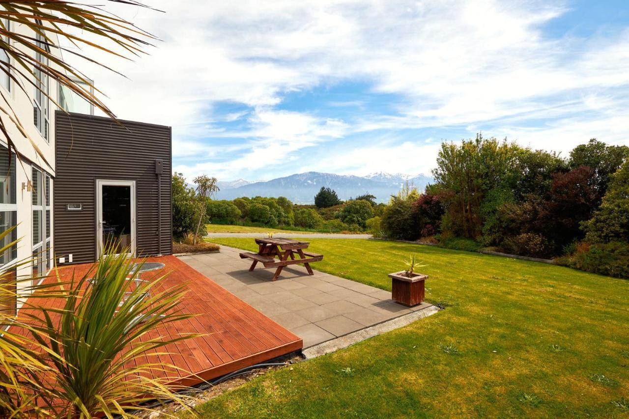 Bellbird Scenic Retreat - Views Of Alps And Ocean Villa Кайкура Екстериор снимка